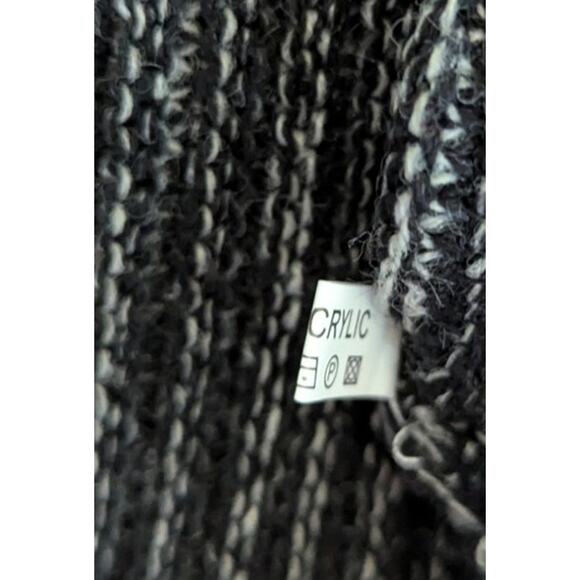 Vtge 80's Poncho Black + Gray aysmetrical roll collar Small to Med Sz - Picture 4 of 8